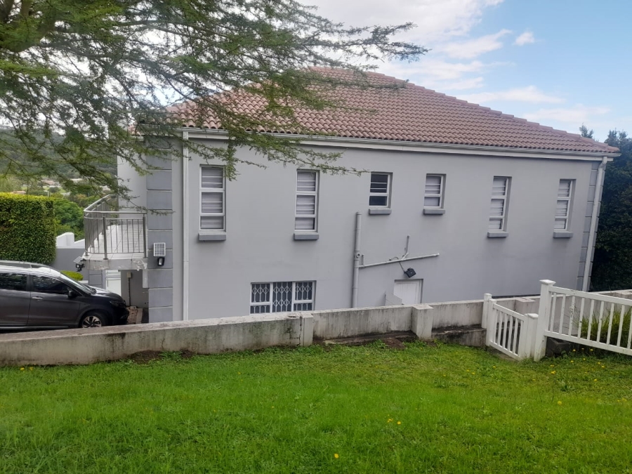 4 Bedroom Property for Sale in Beacon Bay Eastern Cape